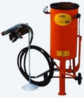 PNEUMATIC SANDBLASTER